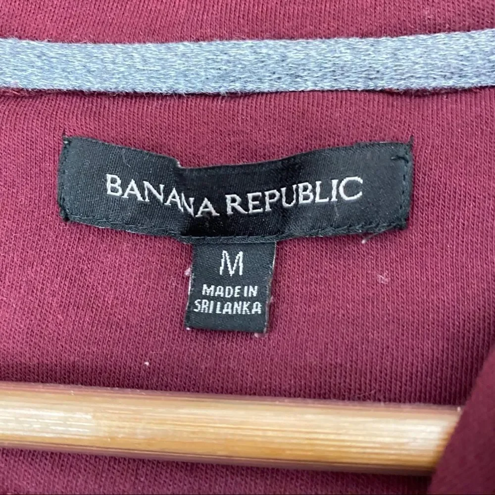 Banana Republic Maroon 1/4 zip quilted sweatshirt size medium